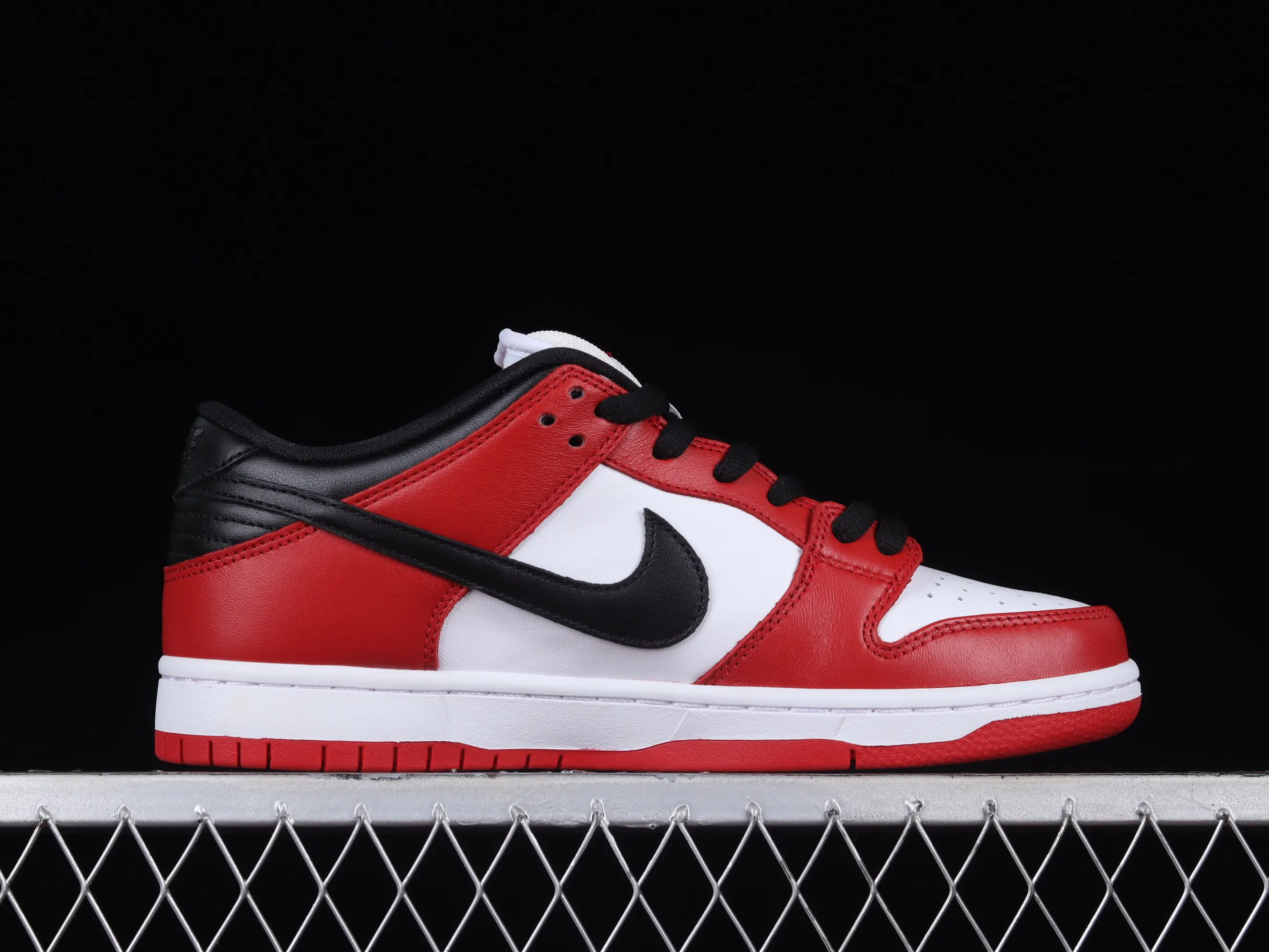 All categories Nk SB Dunk series Nk SB Dunk Low low-top sneakers M version pure original Nk SB Dunk Low Pro "Chicago" Chicago Dunk series retro top layer low-top casual sports skateboard shoes BQ6817-600